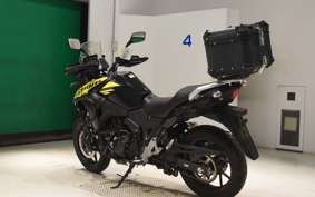 SUZUKI Vｽﾄﾛｰﾑ250A 2023