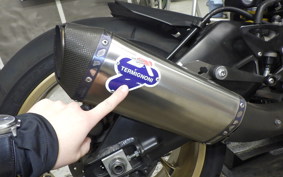 YAMAHA YZF-R1 2022