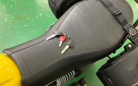 DUCATI  DUCATI  SCRAMBLER  ICON  2015 K102