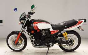 YAMAHA XJR400 2018 4HM