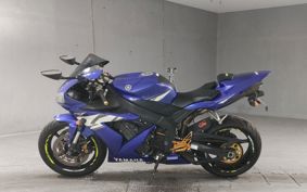 YAMAHA YZF-R1 2004 RN13