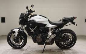 YAMAHA MT-07 2015 RM07J