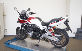 HONDA CB1300SB SUPER BOLDOR 2016 SC54