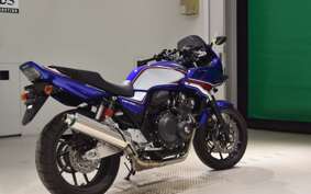 HONDA CB400 SUPER BOLDOR A 2022