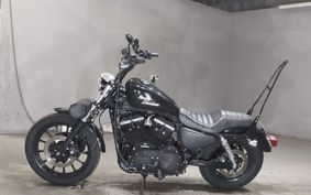 HARLEY HARLEY XL883R CS2