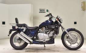 HONDA V45 MAGNA 1987 RC28