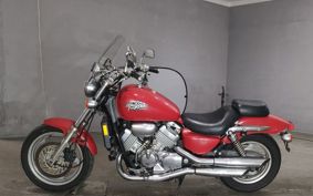 HONDA MAGNA 750 RC43