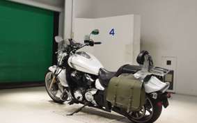 YAMAHA XVS1300CA STRIKER 2022