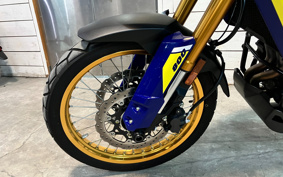 SUZUKI DL650 ( V-Strom 800 ) 2025 EM1BA