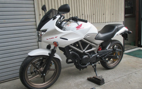 HONDA VTR 250 F MC33