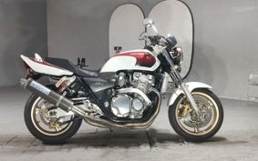 HONDA CB1300SF SUPER FOUR 2000 SC40