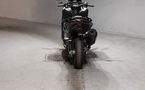 YAMAHA T-MAX 560 SJ19J