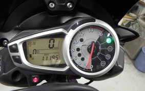 TRIUMPH STREET TRIPLE 2011