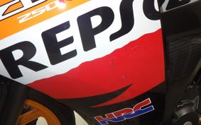 HONDA CBR250R MC41