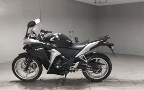 HONDA CBR250R MC41