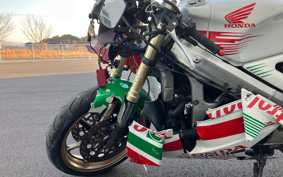 HONDA RVF400 1994 NC35