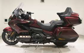 HONDA GL 1800 GOLD WING TOUR DCT 2025 SC79
