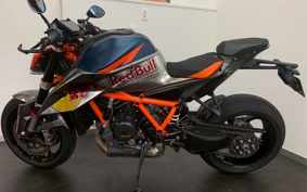 KTM 1290S-DUKE-R 2021 V3940