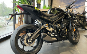 TRIUMPH STREET TRIPLE RS 2025 HDA614