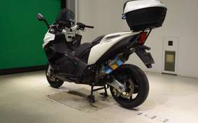 APRILIA SRV850 2013