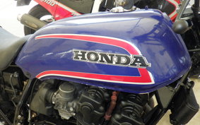 HONDA CB750F B 1984 RC04