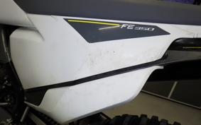 HUSQVARNA FE350 2021