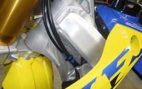 SUZUKI RM-Z250