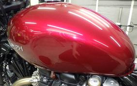 TRIUMPH BONNEVILLE BOBBER 2022