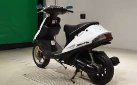 SUZUKI ADDRESS V100