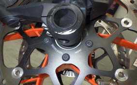 KTM 890 DUKE R 2020