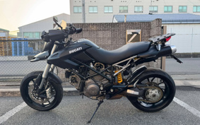 DUCATI  DUCATI  HYPERMOTARD 796 2011 ZDMB101AABB