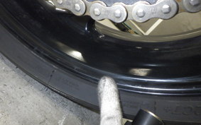 TRIUMPH TRIDENT 660 2025