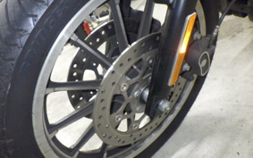HARLEY XL883RI 2015
