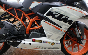 KTM 390 RC 2016 JYJ40