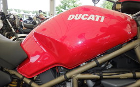 DUCATI MONSTER 900 1999