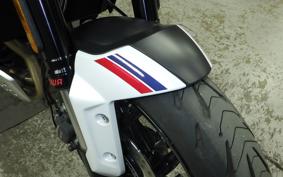 TRIUMPH TRIDENT 660 2024