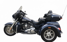 HARLEY FLHTCU 2014 MAL