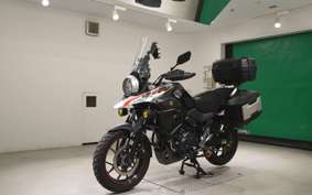 SUZUKI Vｽﾄﾛｰﾑ250A 1999