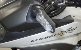 HONDA VFR800X 2015 RC80