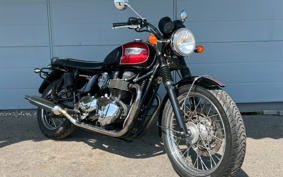 TRIUMPH BONNEVILLE T100 2014 TJ9157