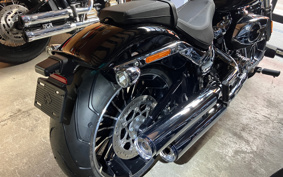 HARLEY FXBR 2025 YE9