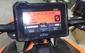 KTM 1290 SUPER DUKE R 2021
