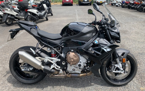 BMW S1000R 2024 0E51