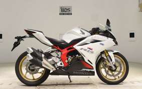 HONDA CBR250RR A 1998 MC51