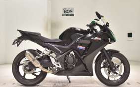 HONDA CBR250R GEN 3 2002 MC41