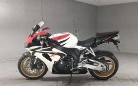 HONDA CBR1000RR SC57
