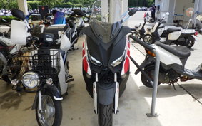 YAMAHA X-MAX 250 A SG42J
