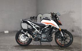 KTM 390 DUKE 2022 JPJ40