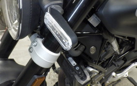 HUSQVARNA SVARTPILEN 401 2021