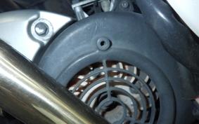 YAMAHA CYGNUS 125 XSR 2 2000 SE44J